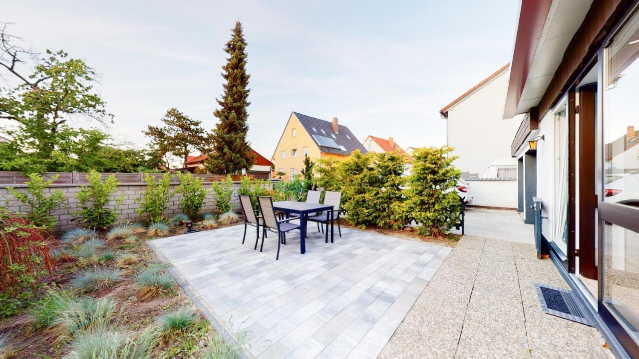 Bungalow Fur 2 - Parkplatz - Kuche - Terrasse Speyer Exterior photo